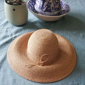 Helen Kaminski Hat